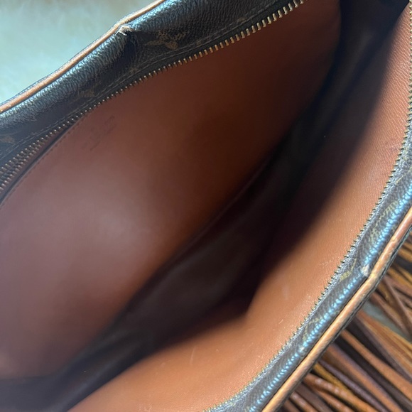 Vintage BoHo Authentic Louis Vuitton Fringe Crossbody - Picture 8 of 12